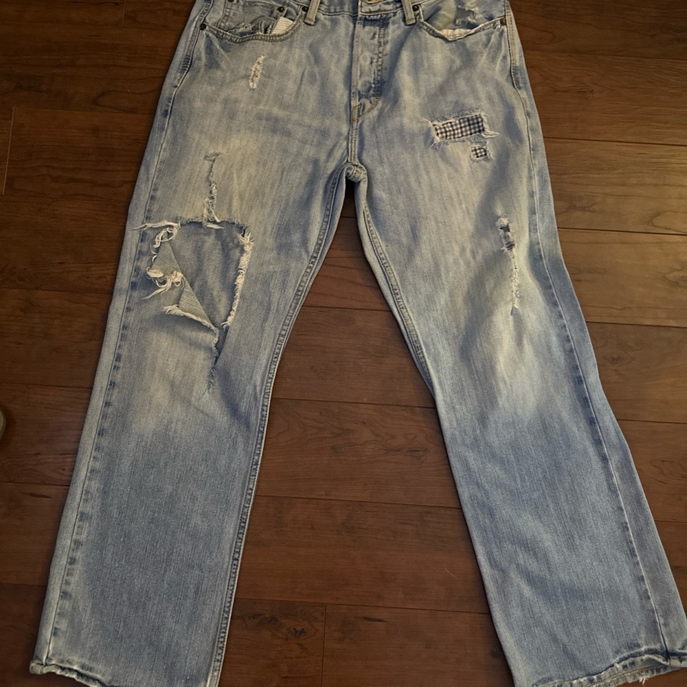 American Eagle Outfitters Light Blue Relaxed Jeans